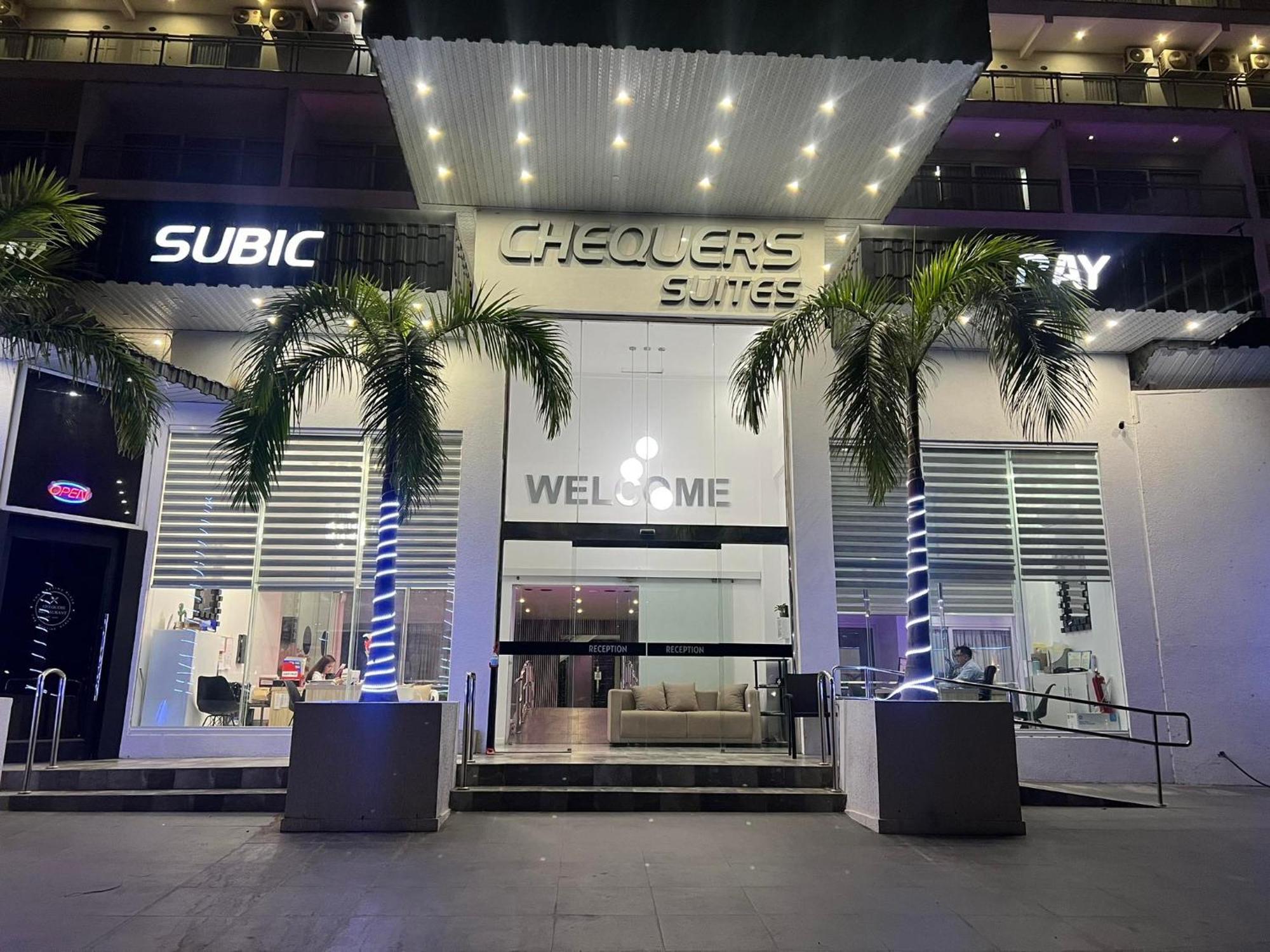 Chequers Suites Subic Bay Olongapo Dış mekan fotoğraf