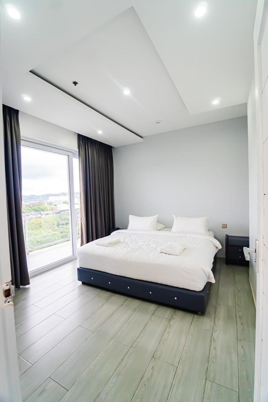 Chequers Suites Subic Bay Olongapo Dış mekan fotoğraf
