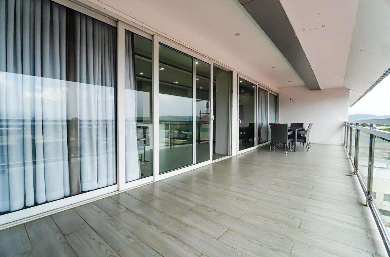 Chequers Suites Subic Bay Olongapo Dış mekan fotoğraf