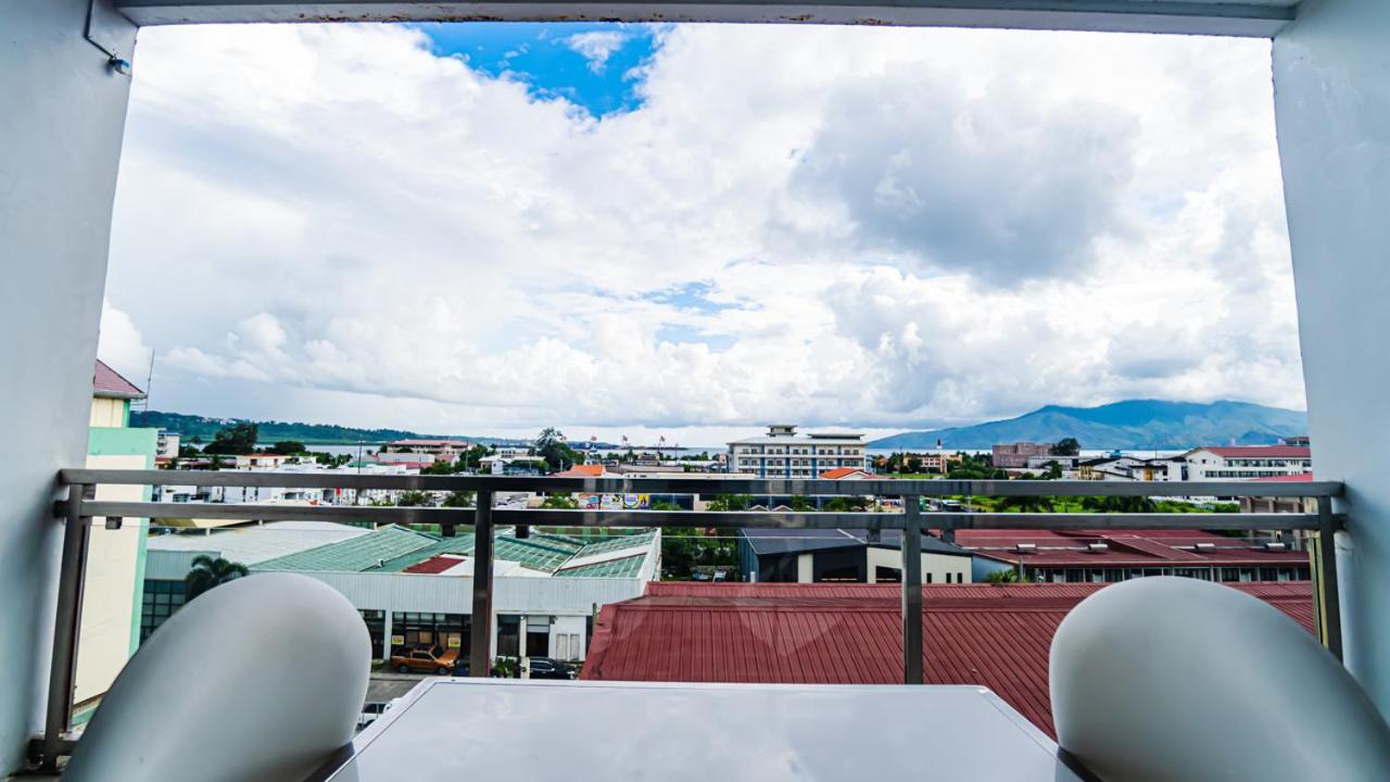 Chequers Suites Subic Bay Olongapo Dış mekan fotoğraf